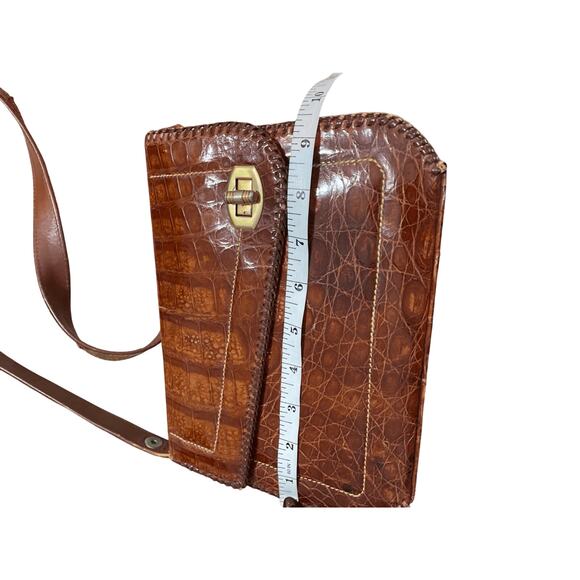 Women's Cuban Alligator Burnt Brown Snap Light Academia Preppy Minimal Crossbody - Picture 8 of 13